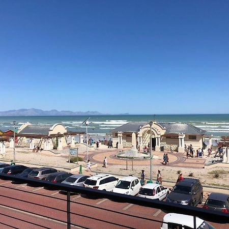 At The Beach - Muizenberg Ciudad del Cabo Exterior foto