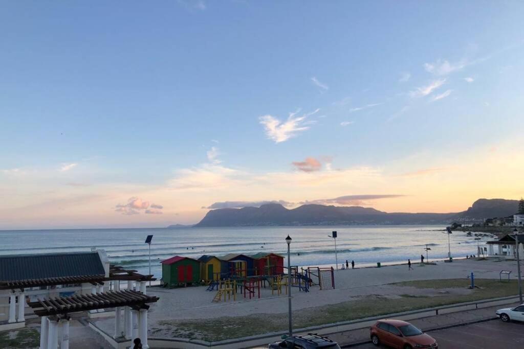 At The Beach - Muizenberg Ciudad del Cabo Exterior foto