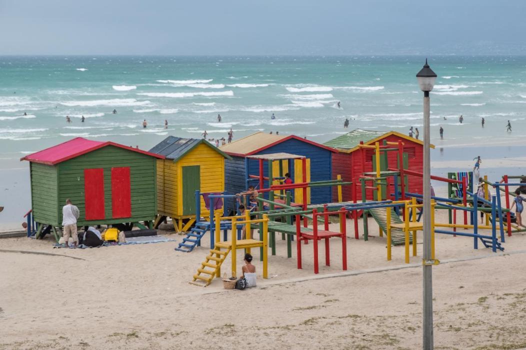 At The Beach - Muizenberg Ciudad del Cabo Exterior foto