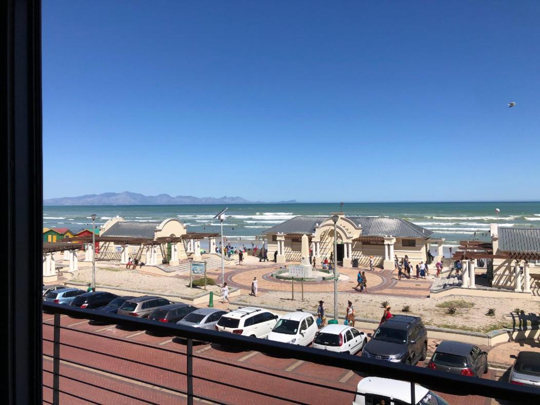 At The Beach - Muizenberg Ciudad del Cabo Exterior foto